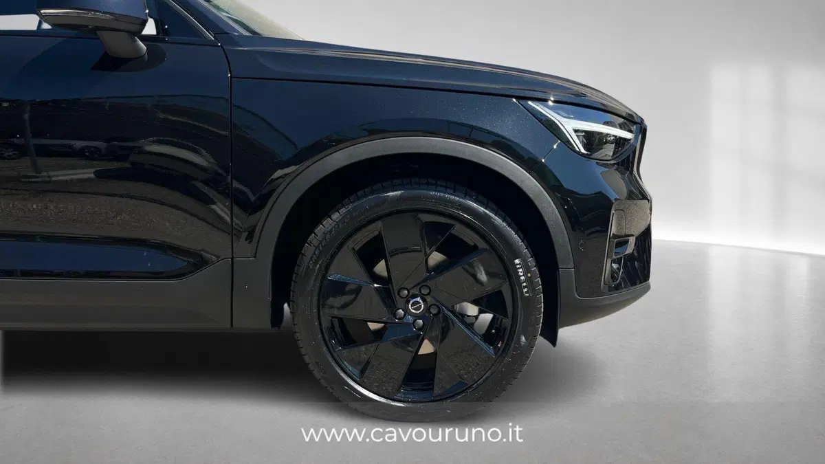 Volvo XC40 nuova a Ferrara (9)