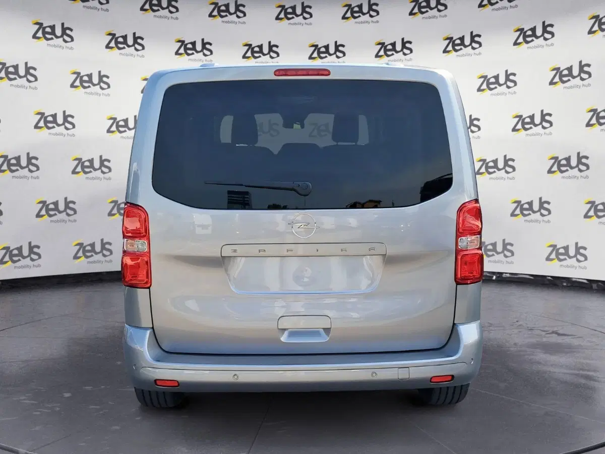 Opel Zafira-e Life nuova a Bologna (5)