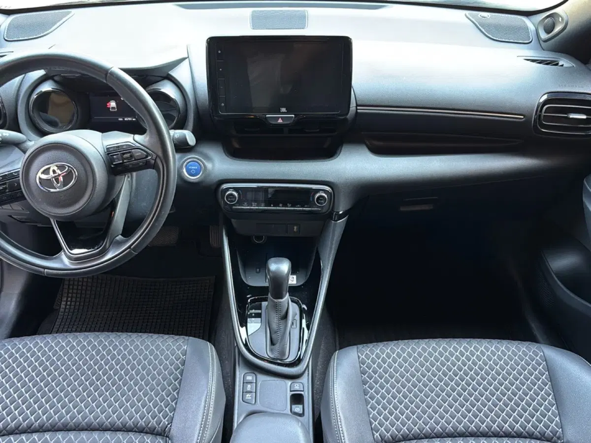 Toyota Yaris usata a Bologna (10)