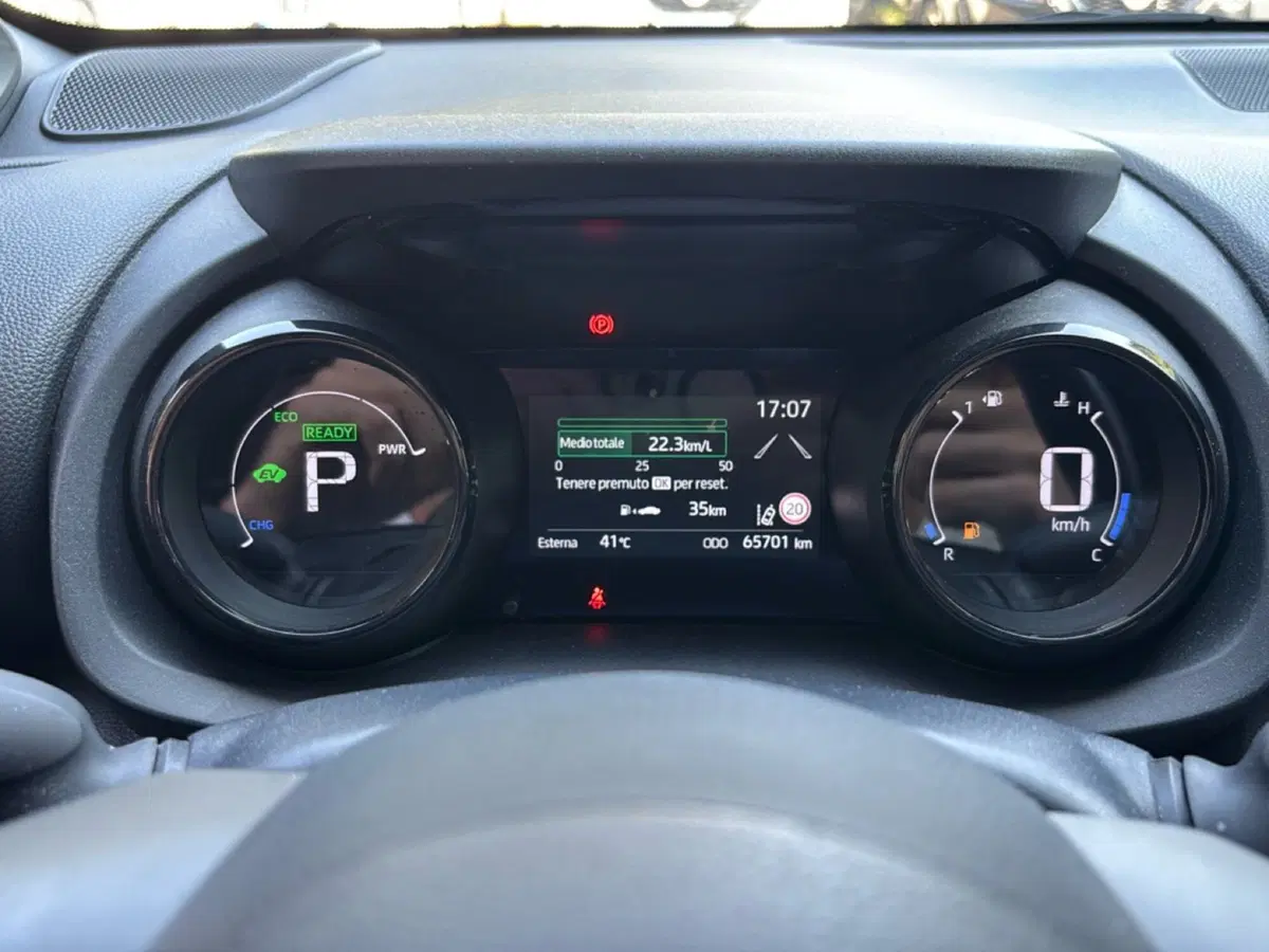 Toyota Yaris usata a Bologna (12)