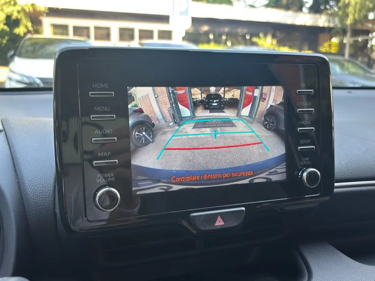 Toyota Yaris usata a Bologna (12)