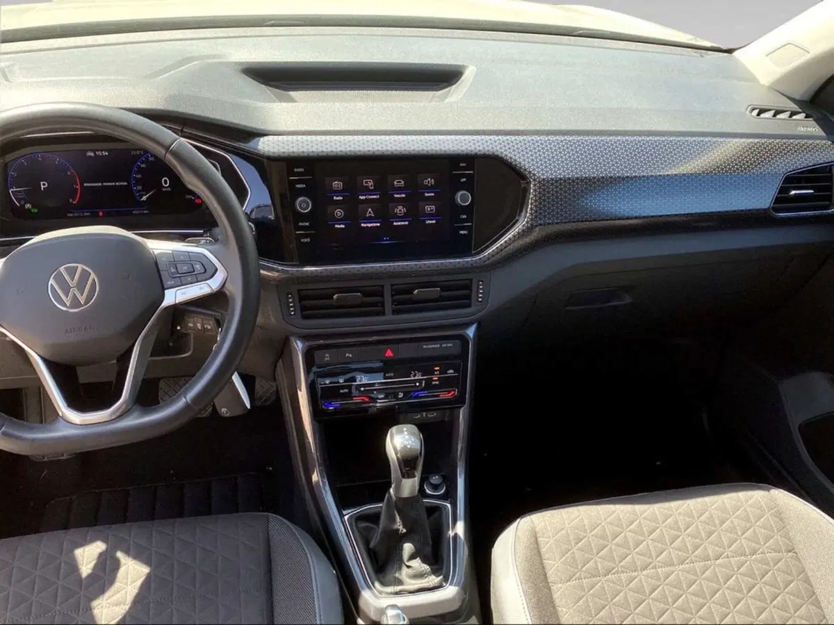 Volkswagen T-Cross usata a Livorno (9)