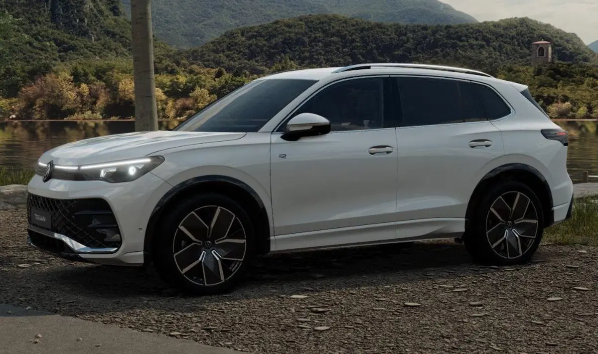 Volkswagen Tiguan nuova a Bologna (2)