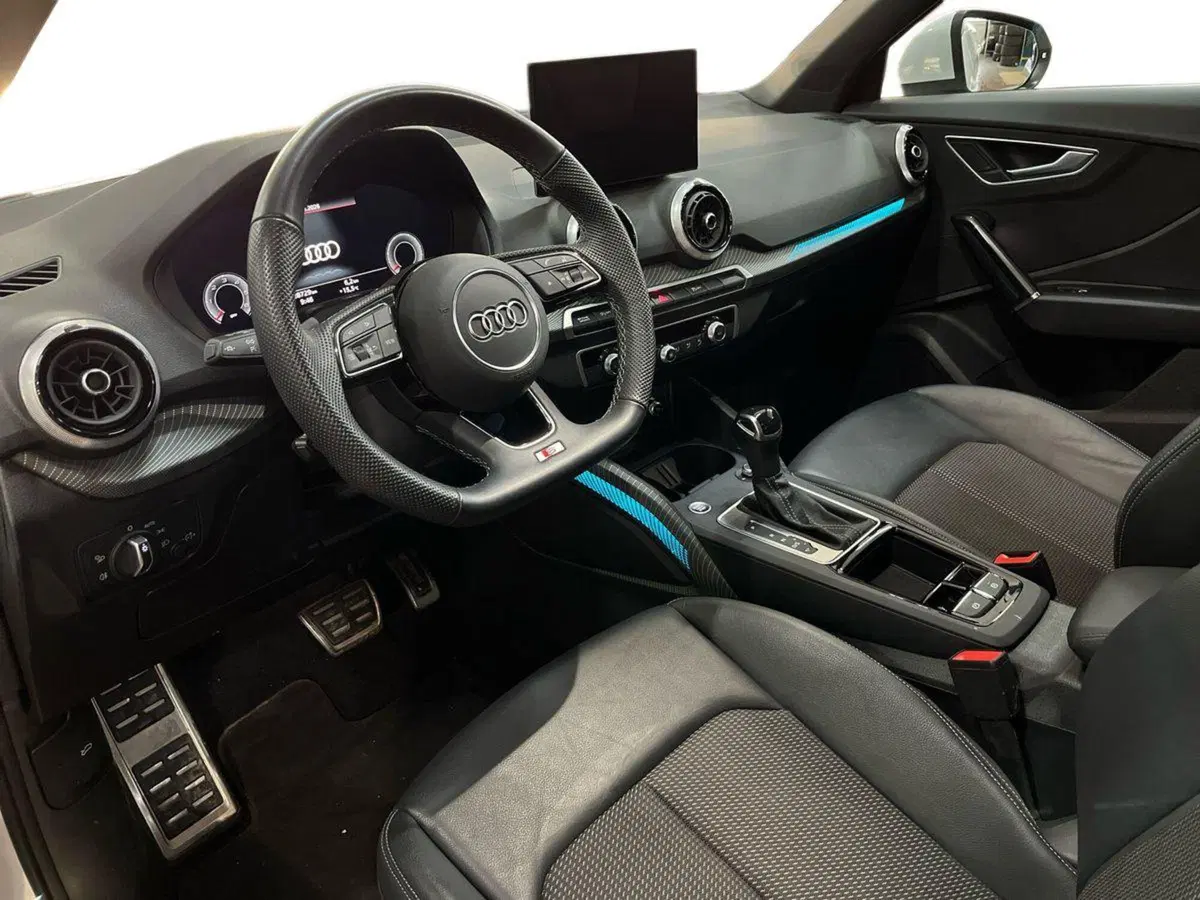 Audi Q2 usata a Lecce (10)