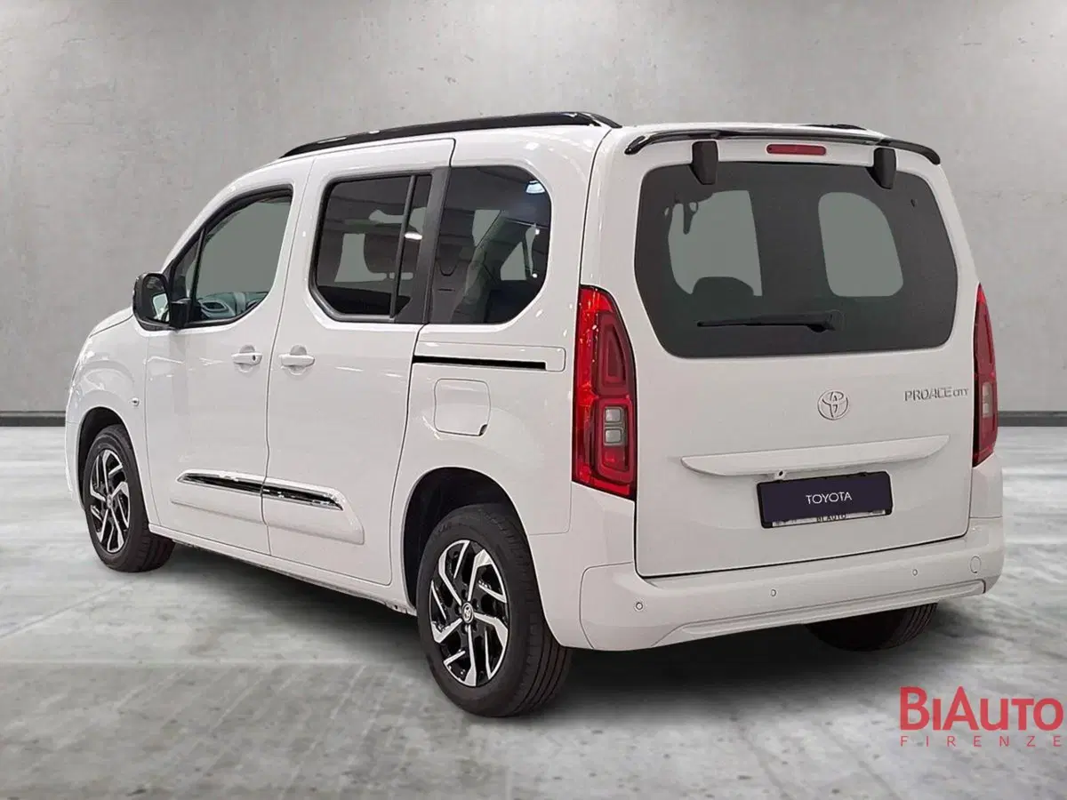 Toyota Proace City Verso usata a Firenze (4)