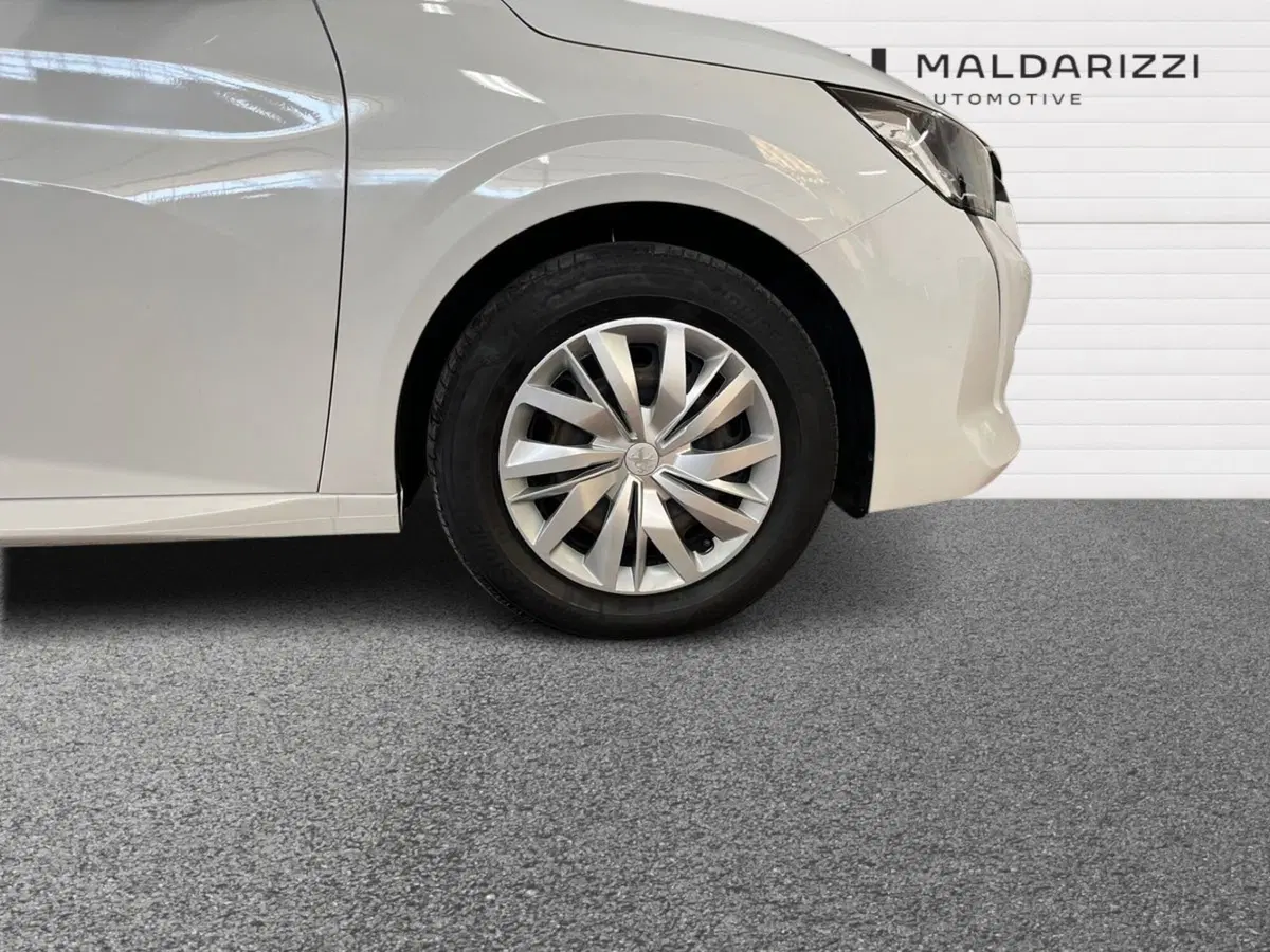 Peugeot 208 usata a Bari (6)
