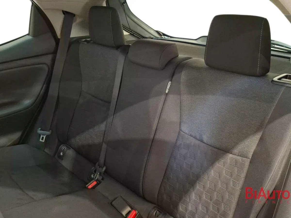 Toyota Yaris usata a Firenze (10)