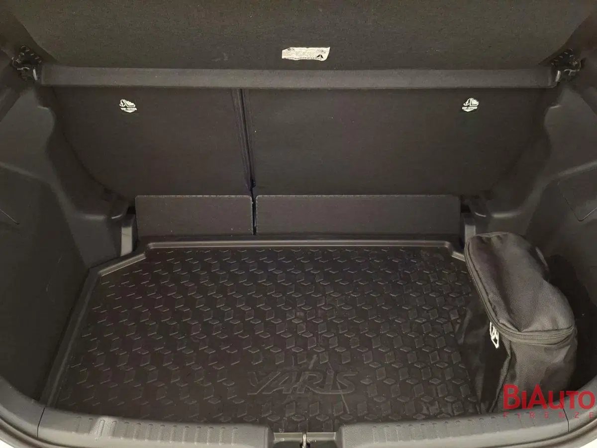 Toyota Yaris usata a Firenze (5)
