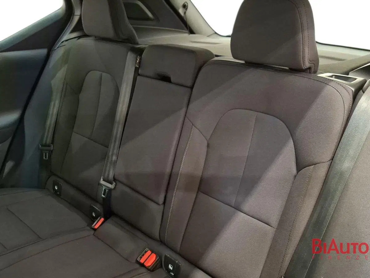 VOLVO Veicoli Commerciali XC40 usata a Firenze (10)