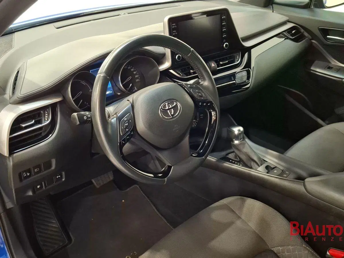 Toyota Toyota C-HR usata a Firenze (7)