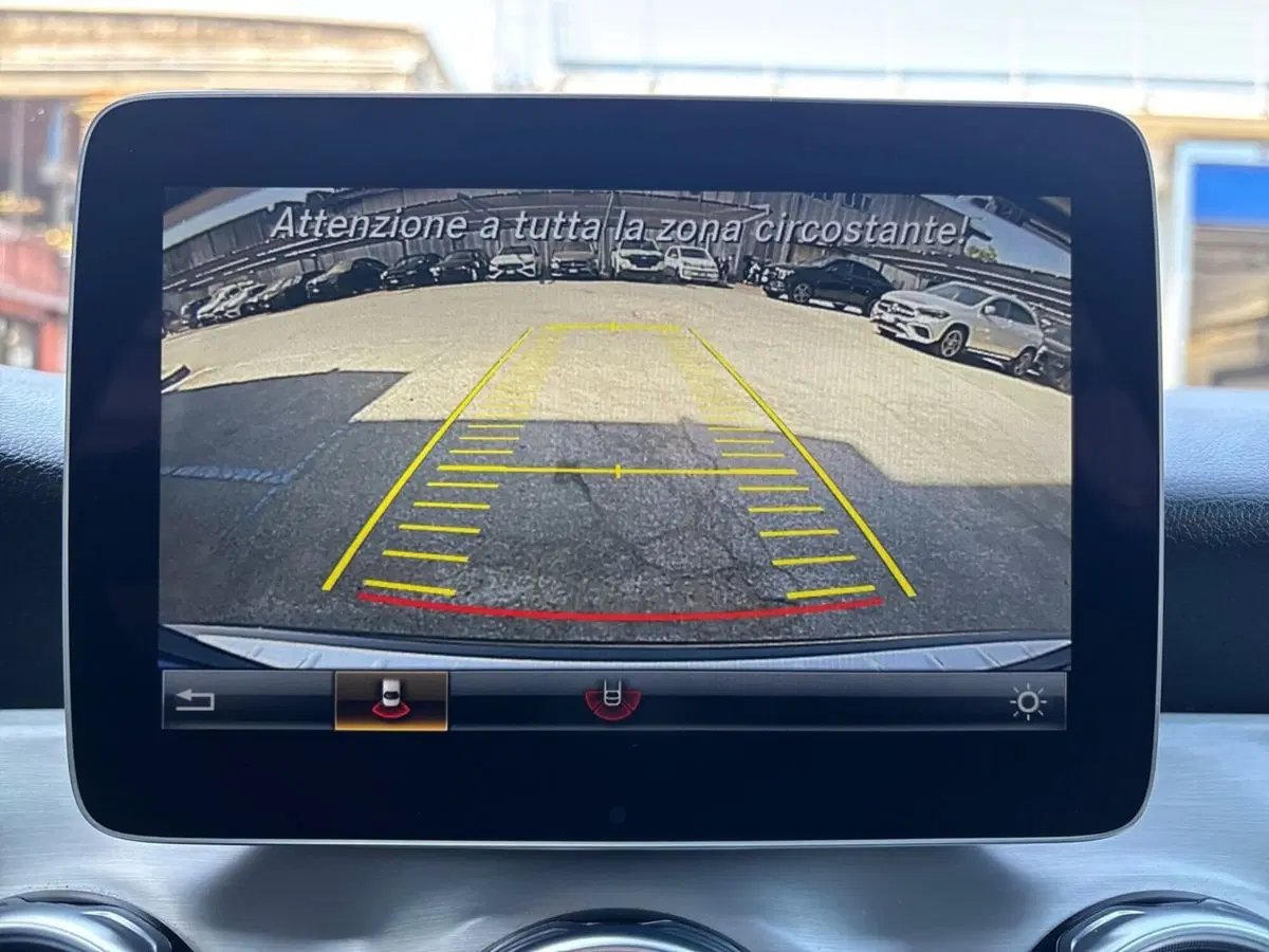 Mercedes-Benz GLA SUV usata a Pescara (10)