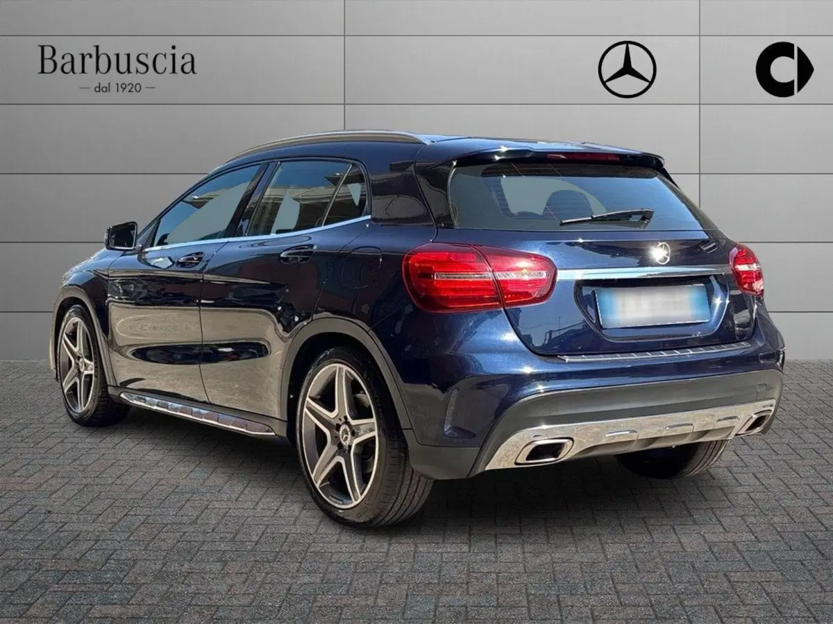 Mercedes-Benz GLA SUV usata a Pescara (4)