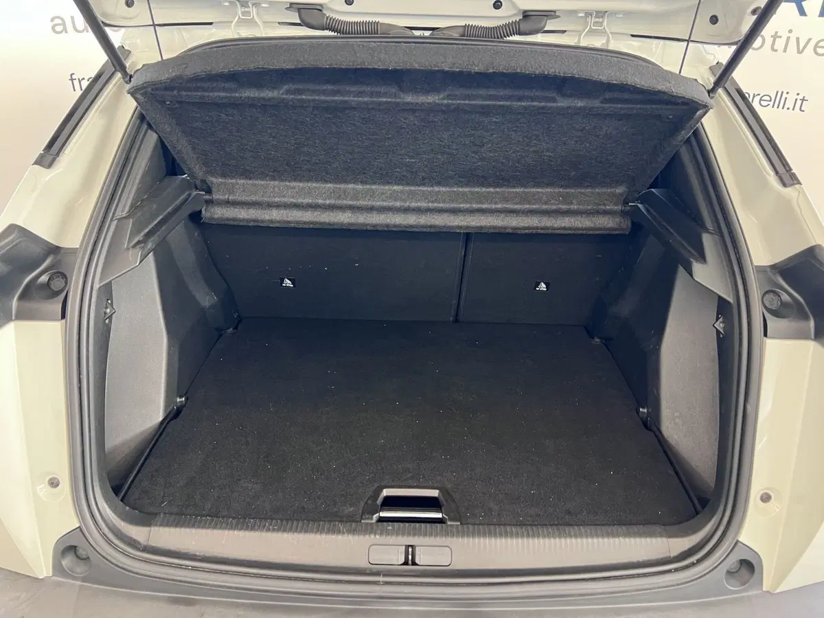 Peugeot 2008 usata a Bari (8)