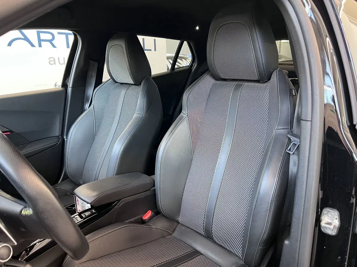Peugeot 2008 usata a Bari (14)