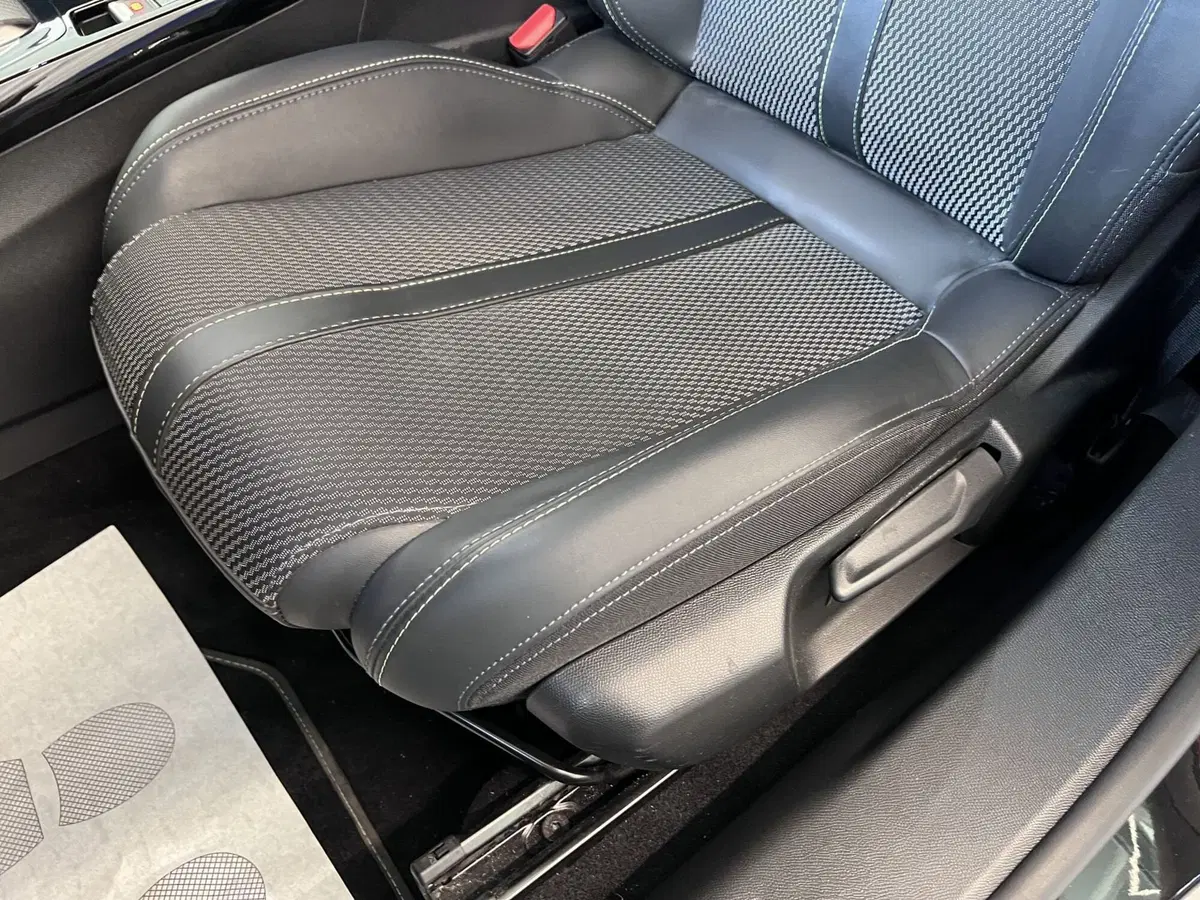 Peugeot 2008 usata a Bari (15)