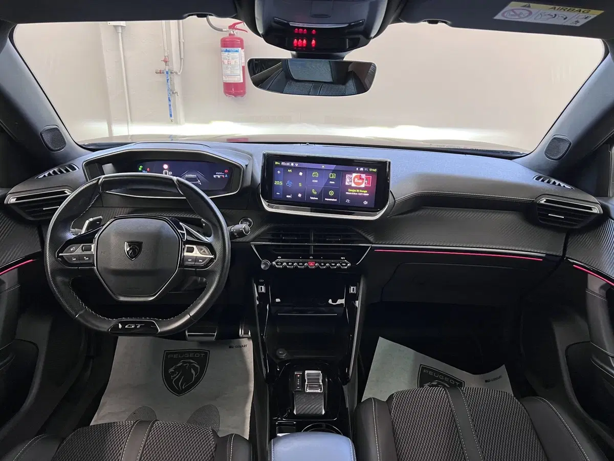 Peugeot 2008 usata a Bari (17)