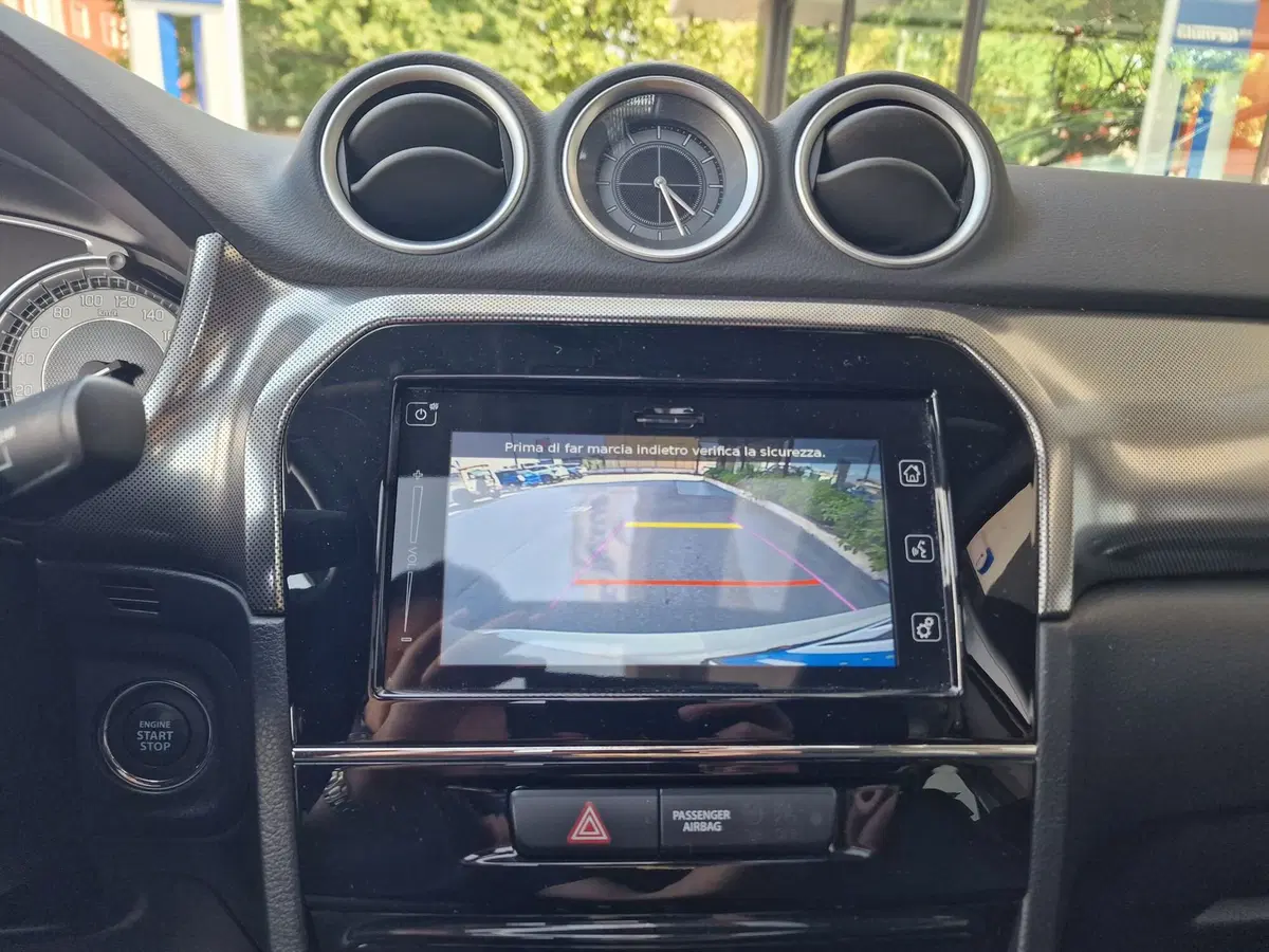 Suzuki Vitara usata a Milano (11)