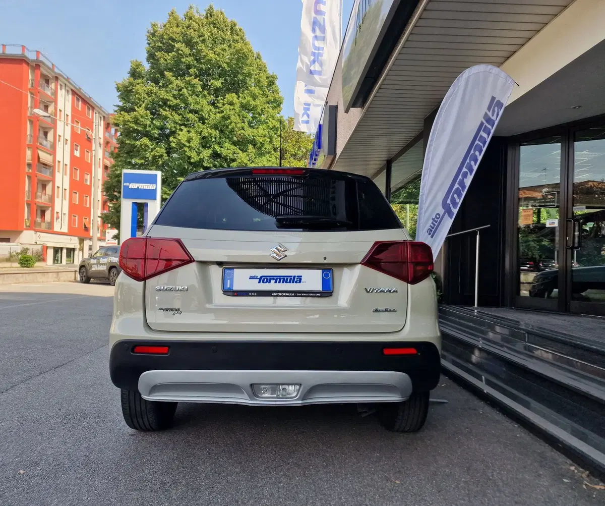 Suzuki Vitara usata a Milano (5)