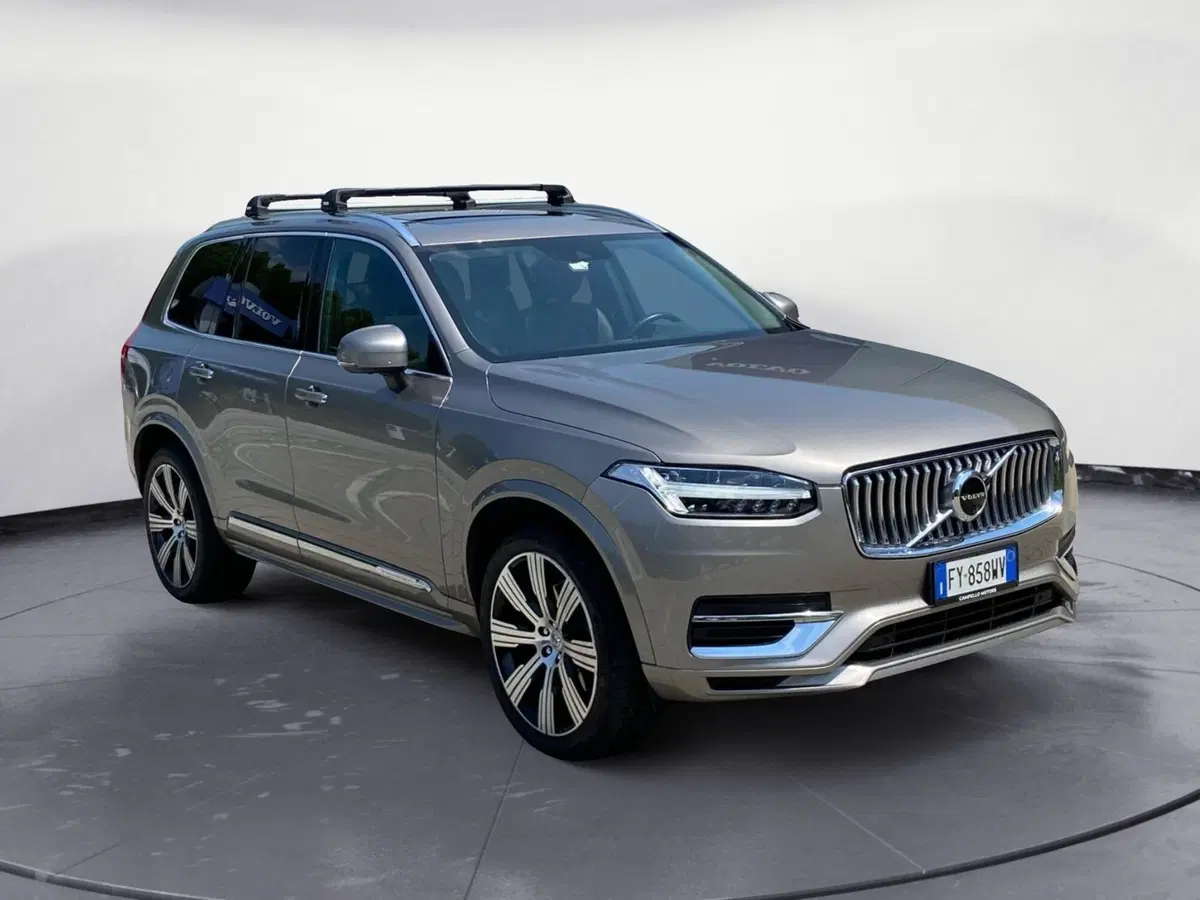 Volvo XC90 usata a Como (3)