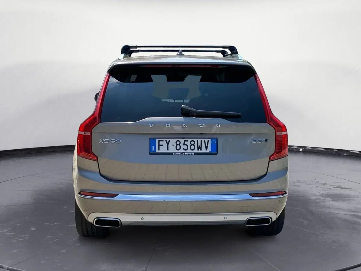 Volvo XC90 usata a Como (6)