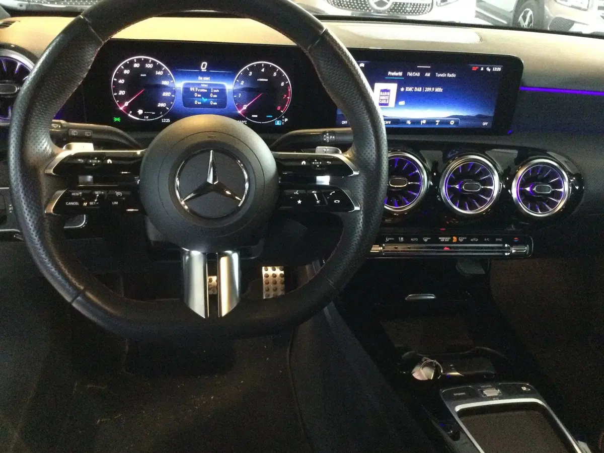 Mercedes-Benz Classe A usata a Caserta (9)