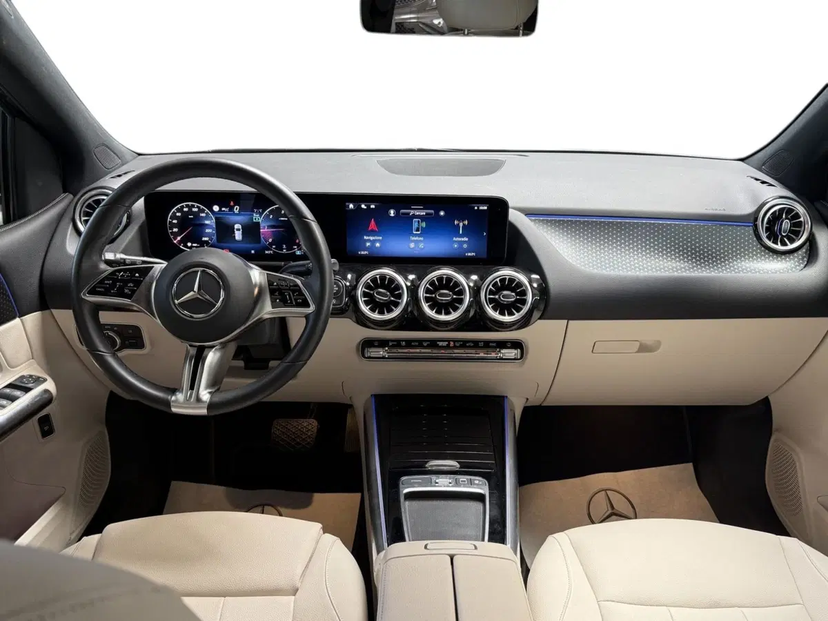 Mercedes-Benz Classe B usata a Napoli (13)