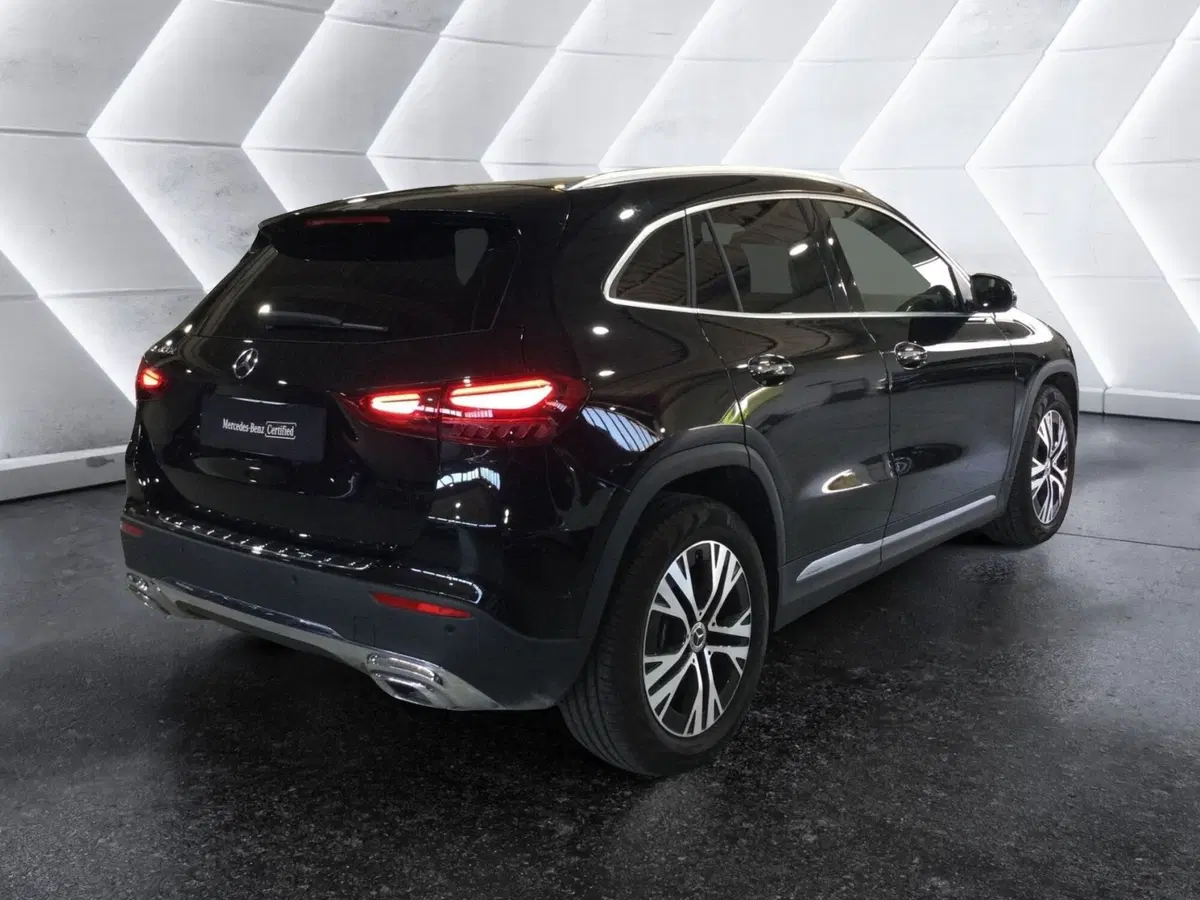 Mercedes-Benz GLA SUV usata a Caserta (5)