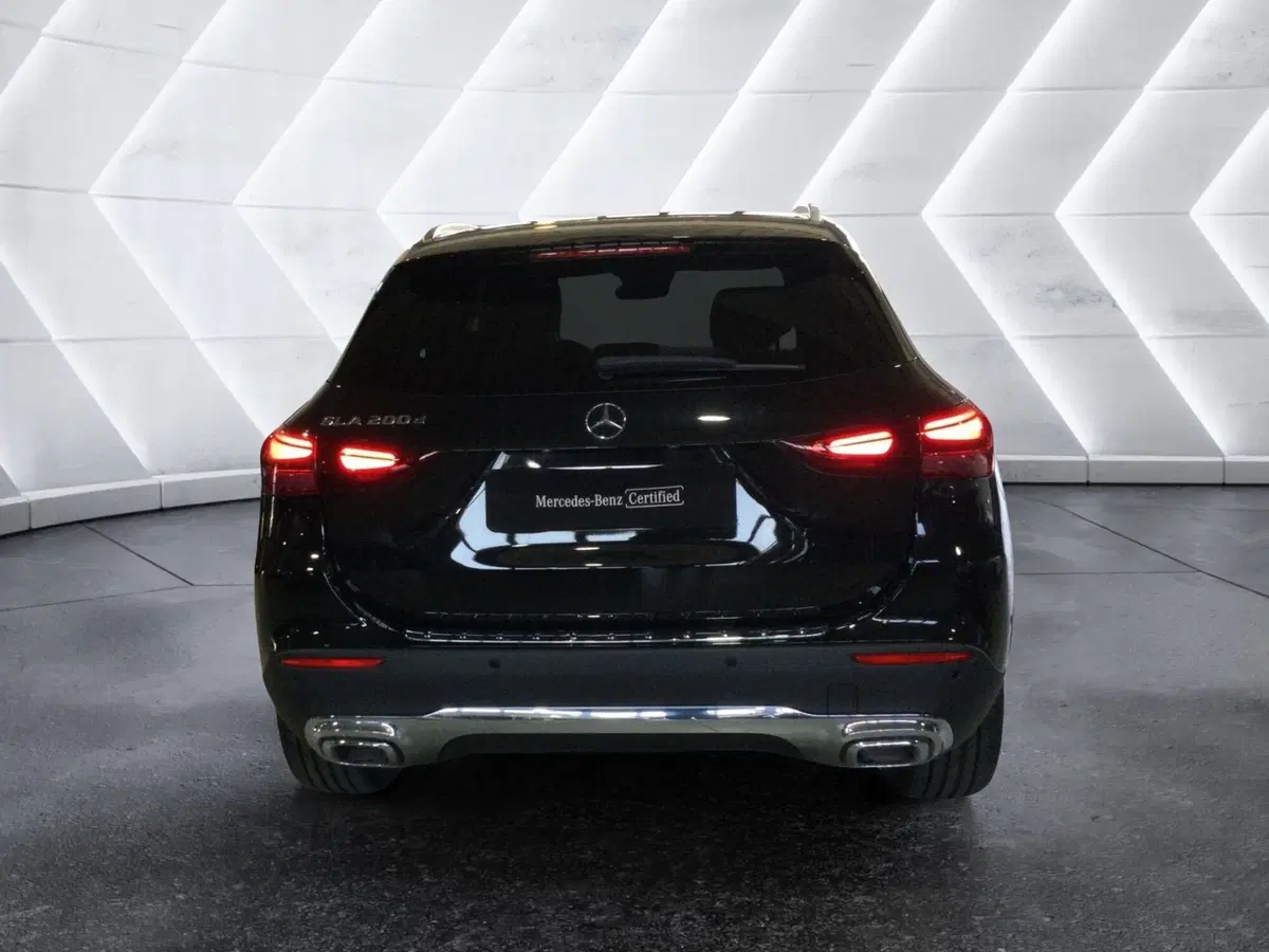 Mercedes-Benz GLA SUV usata a Caserta (6)