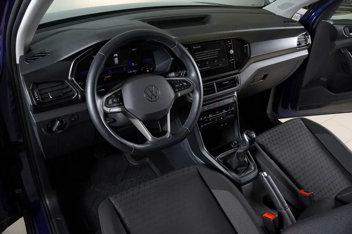 Volkswagen T-Cross usata a Perugia (15)