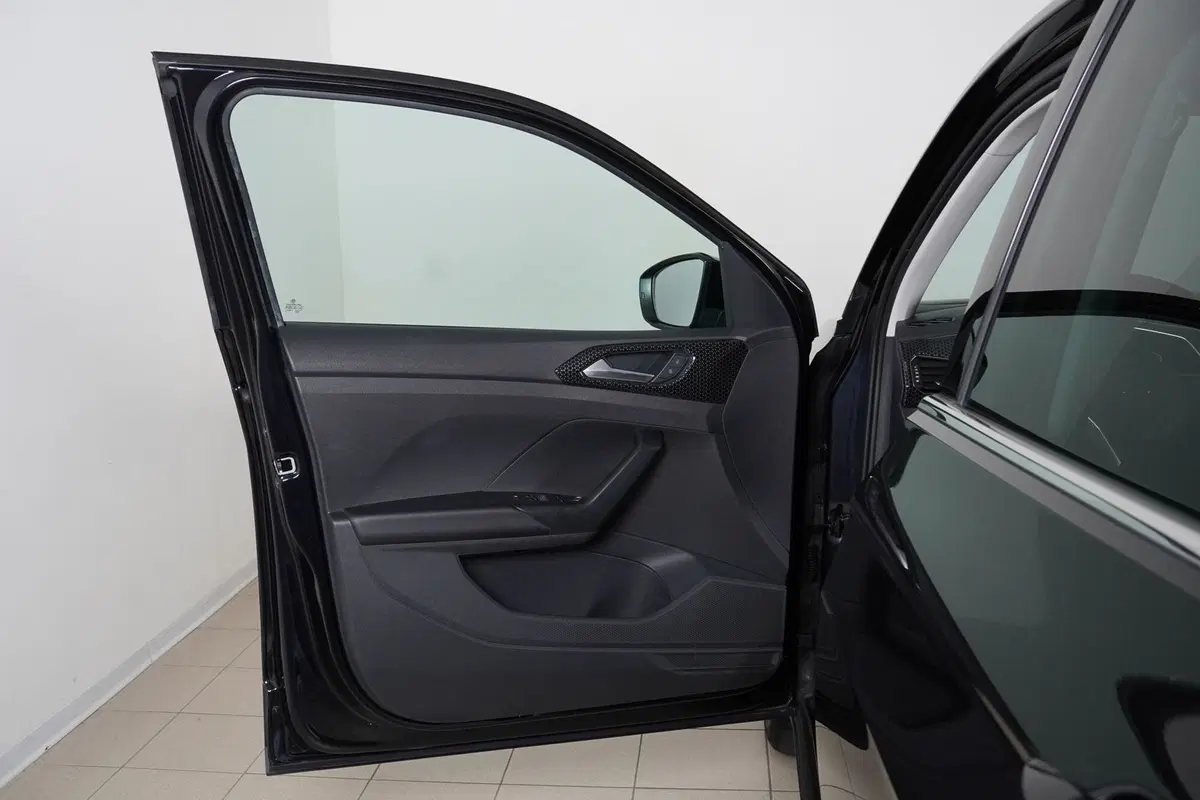 Volkswagen T-Cross usata a Perugia (14)