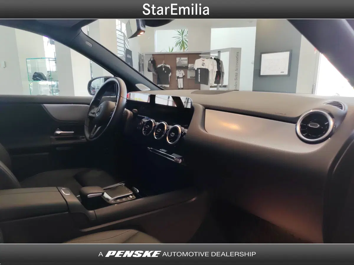 Mercedes-Benz GLA SUV usata a Bologna (16)