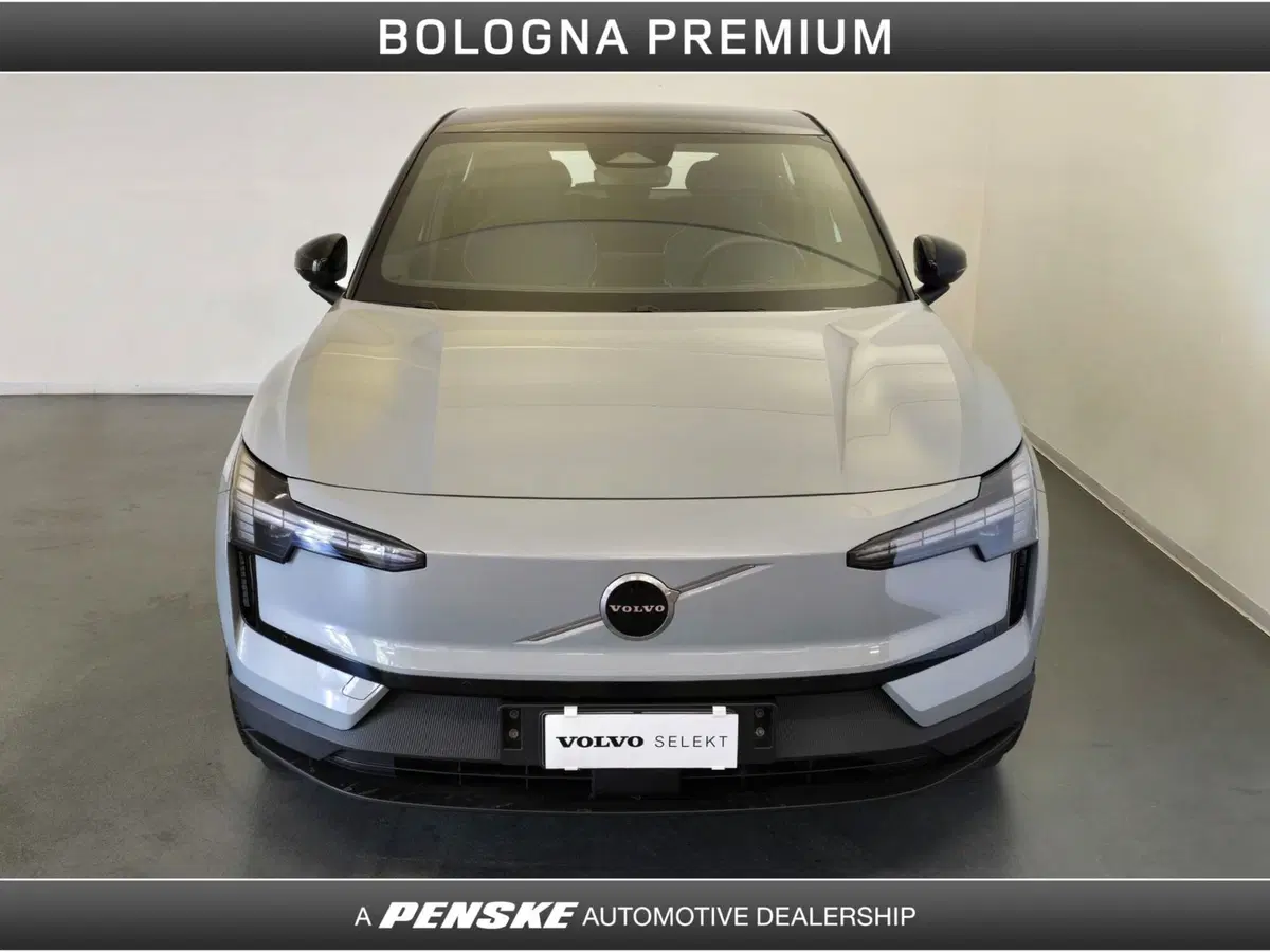 Volvo EX30 usata a Bologna (8)