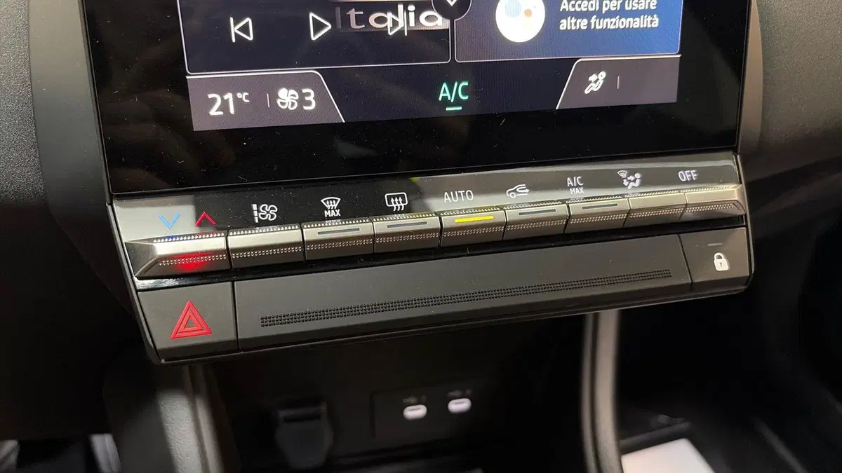 Renault Captur nuova a Treviso (16)