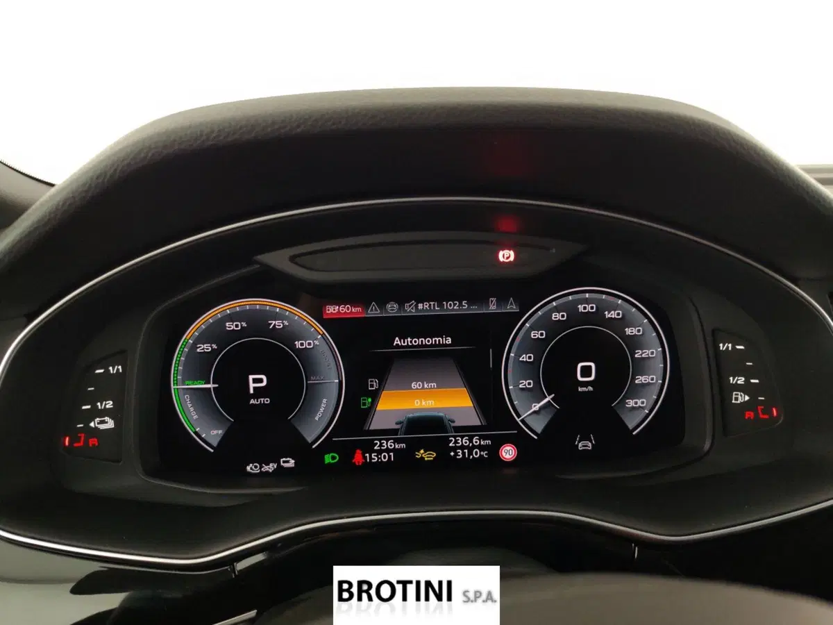 Audi Q8 nuova a La Spezia (15)