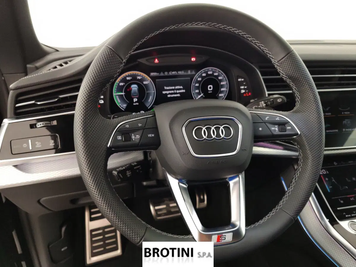 Audi Q8 nuova a La Spezia (16)
