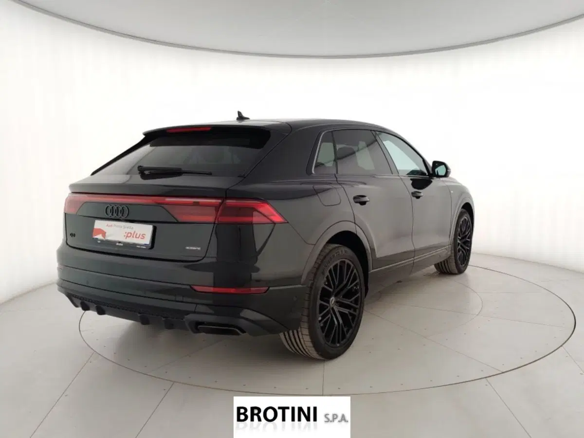 Audi Q8 nuova a La Spezia (3)