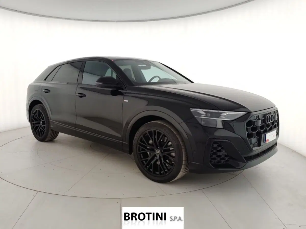 Audi Q8 nuova a La Spezia (4)