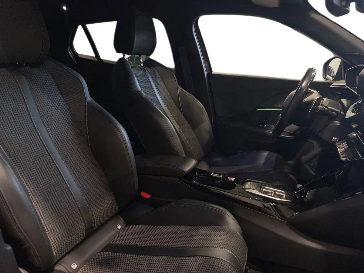 Peugeot 2008 usata a Salerno (16)