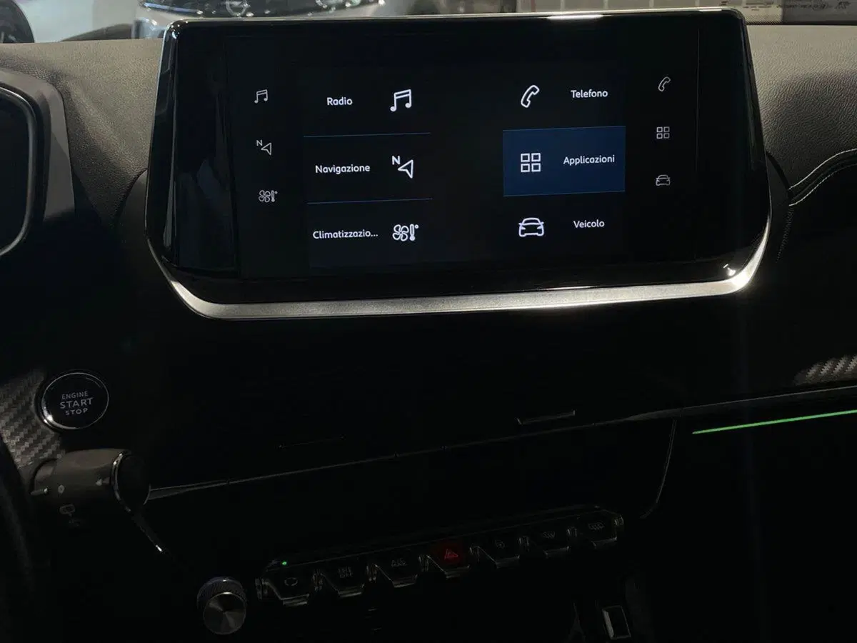 Peugeot 2008 usata a Salerno (19)