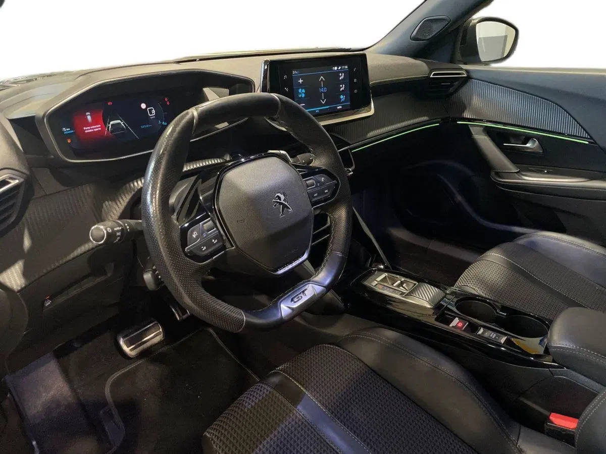 Peugeot 2008 usata a Salerno (9)
