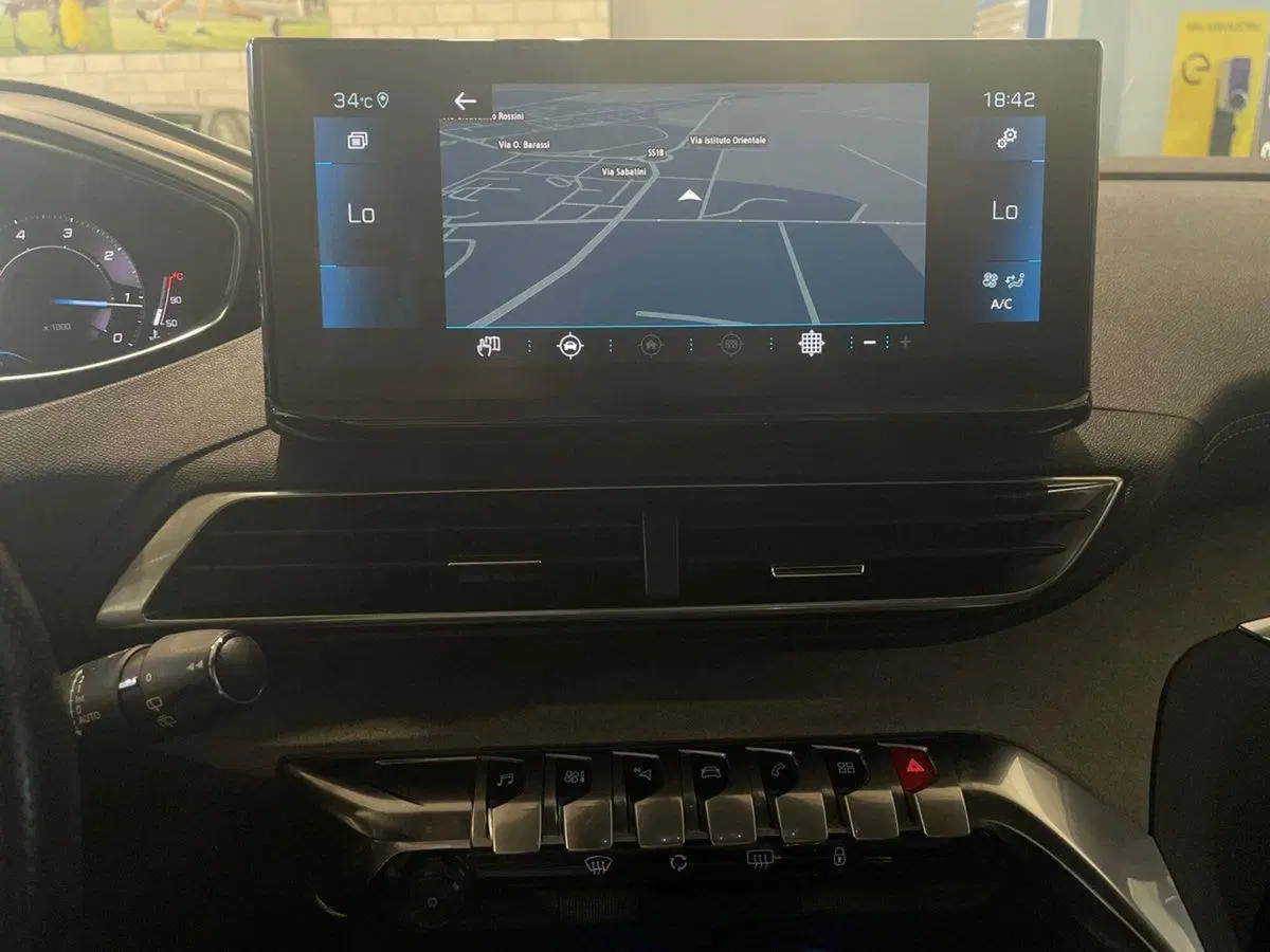 Peugeot 3008 usata a Salerno (19)