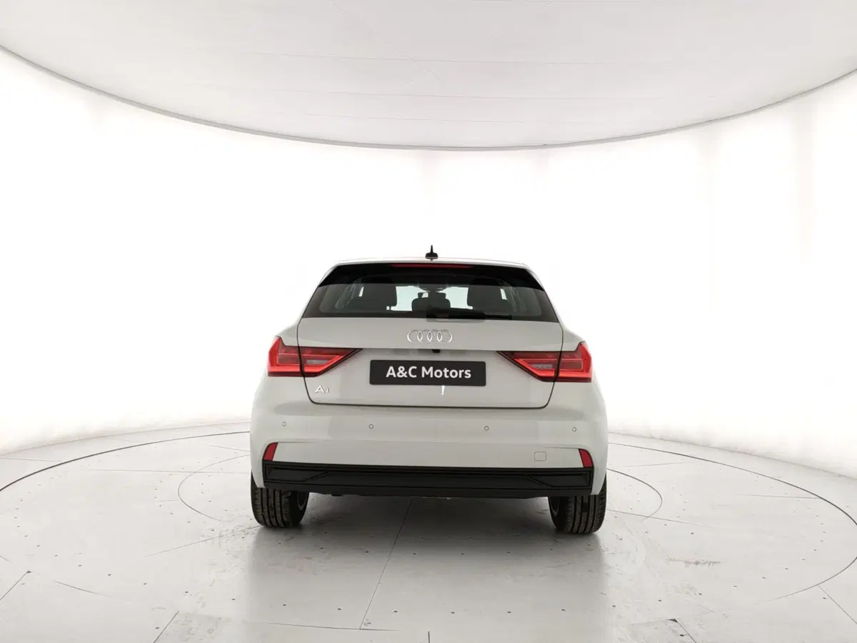 Audi A1 Sportback usata a Caserta (5)