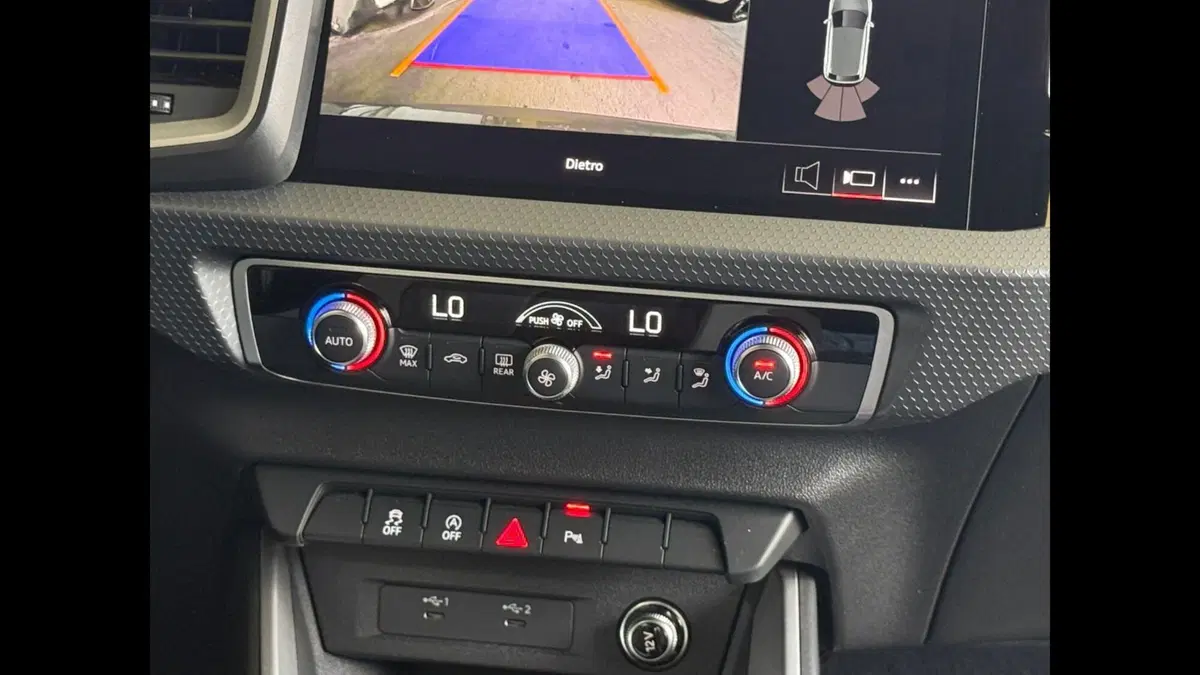 Audi A1 allstreet usata a Palermo (11)