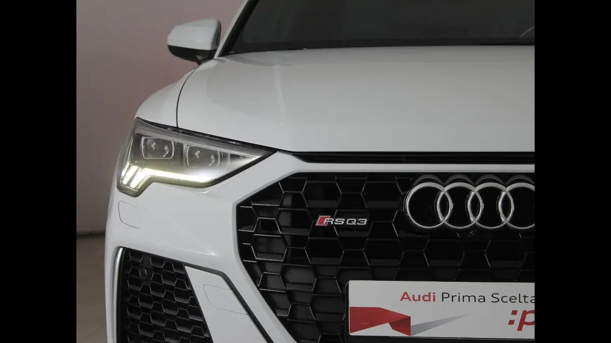Audi RS Q3 Sportback usata a Palermo (8)