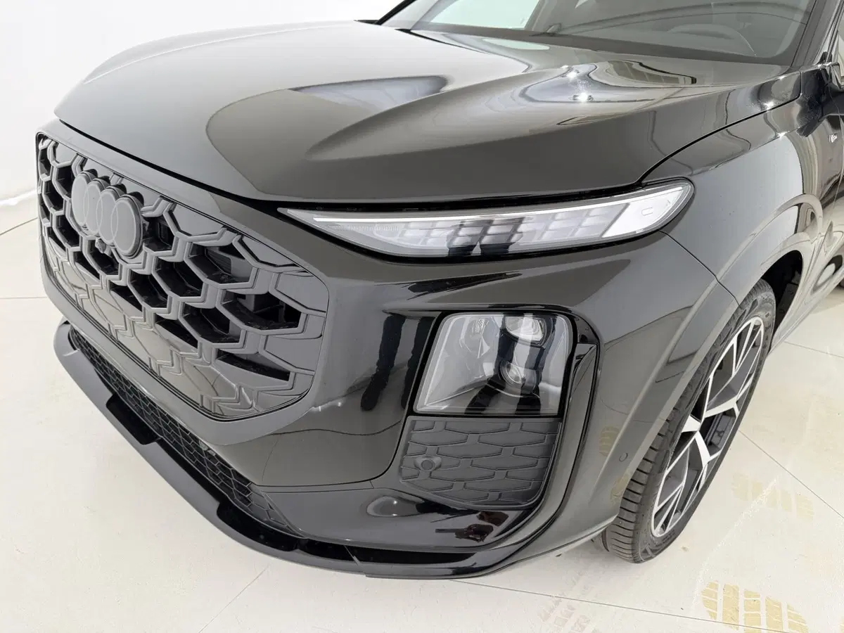 Audi Q3 Sportback nuova a Perugia (15)