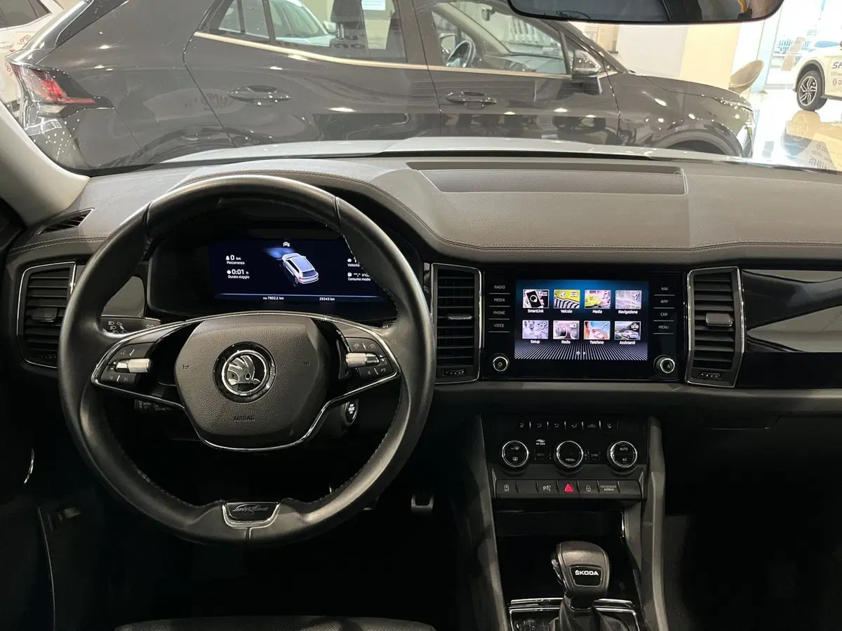 Skoda Kodiaq usata a Vercelli (15)