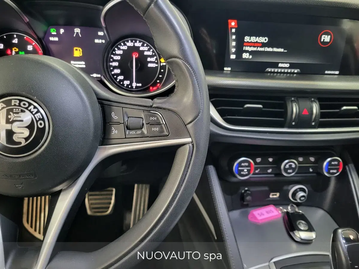 Alfa Romeo Stelvio usata a Arezzo (15)
