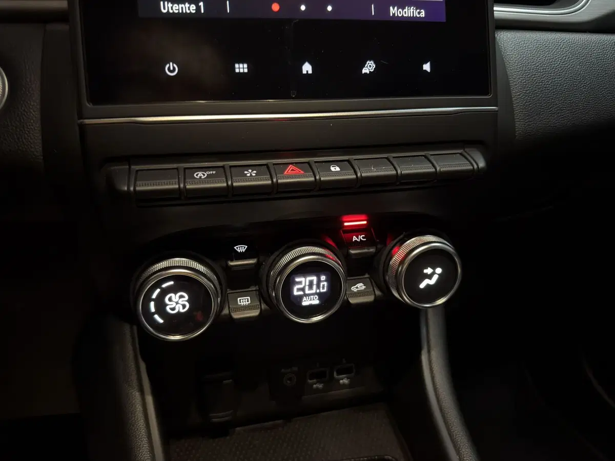 Renault Captur usata a Milano (15)