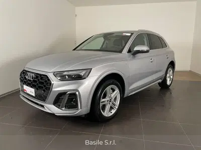 Audi Q5 40 TDI 204 CV quattro S tronic S line plus del 2023 usata a Martina Franca