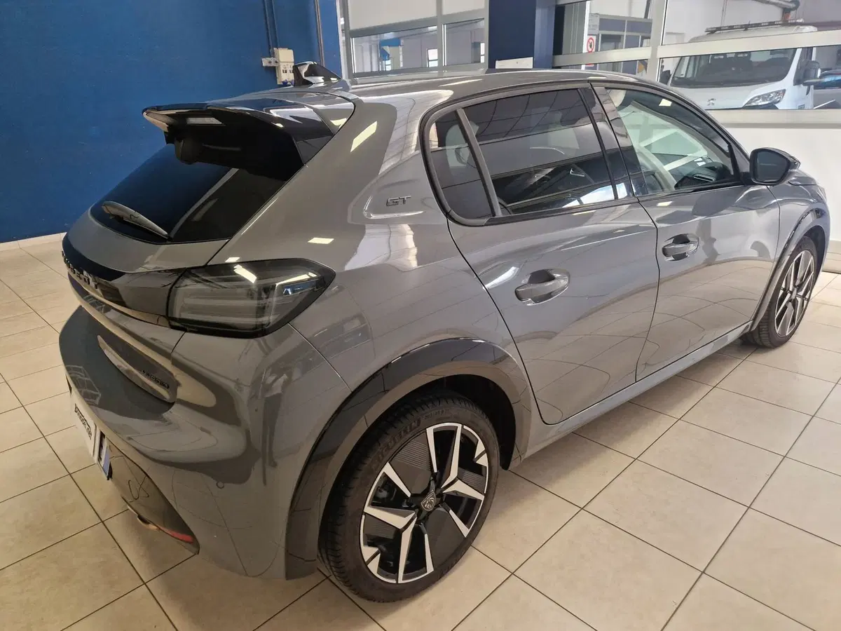 Peugeot 208 usata a Varese (5)